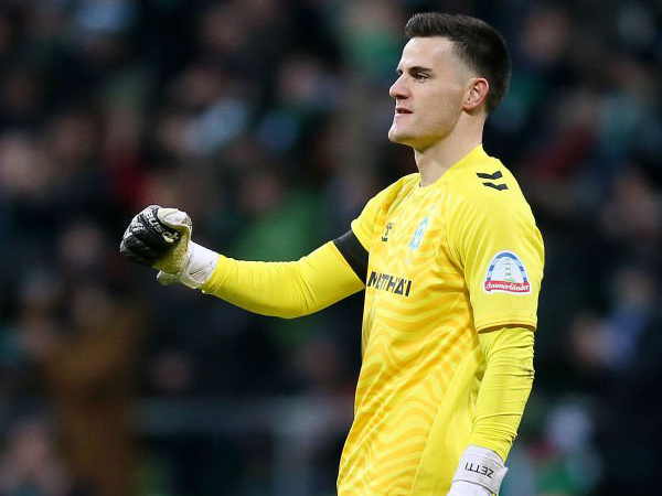 Giliran Michael Zetterer Masuk Radar West Ham United